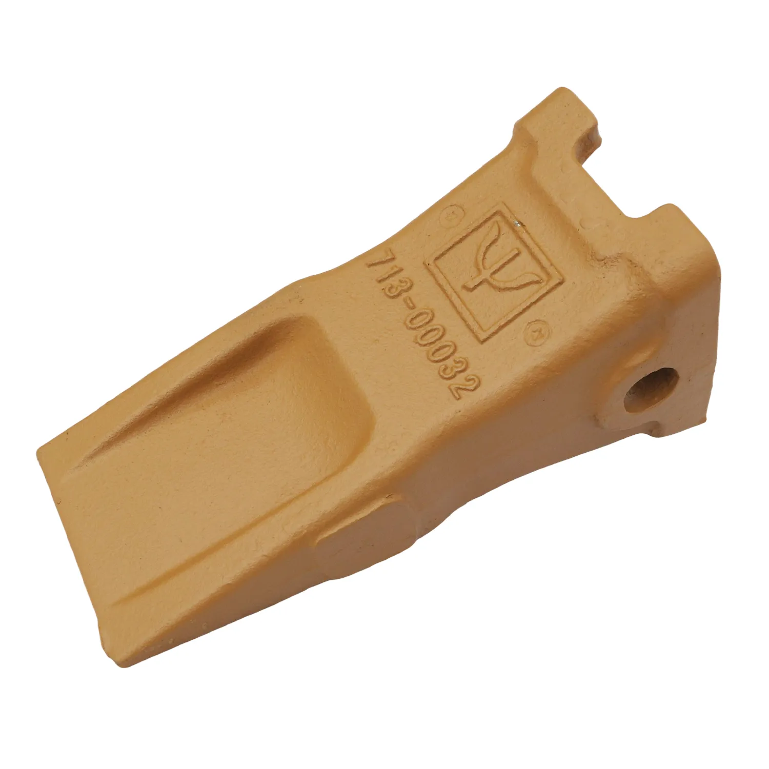 Daewoo DW360 excavator standard bucket tooth 713-00032