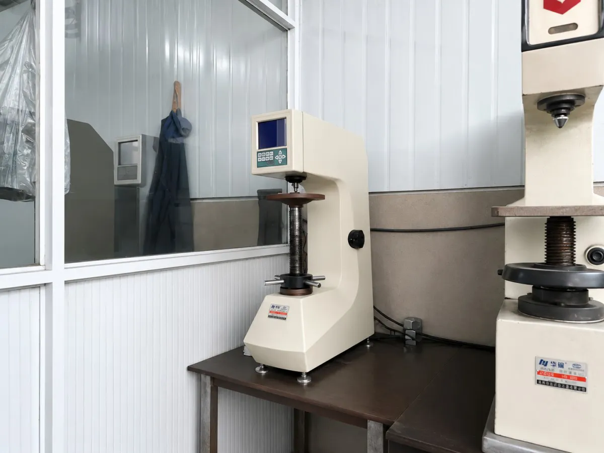 Rockwell Hardness Tester